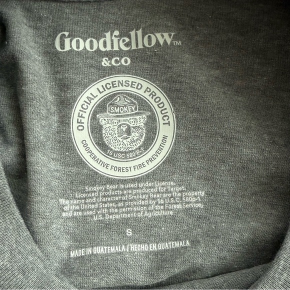 Goodfellow Smokey Bear Graphic T-Shirt Grey Men’s Size Small Short-Sleeve New - Picture 3 of 4